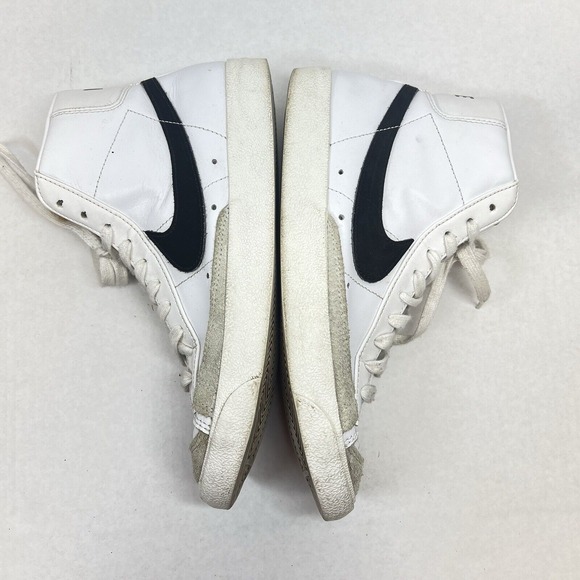 Nike Blazer Mid 77 Vintage White Black Mens 8.5 Retro 70s Style SkaterUrban